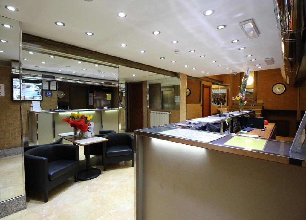 Residence Candia Rome Extérieur photo